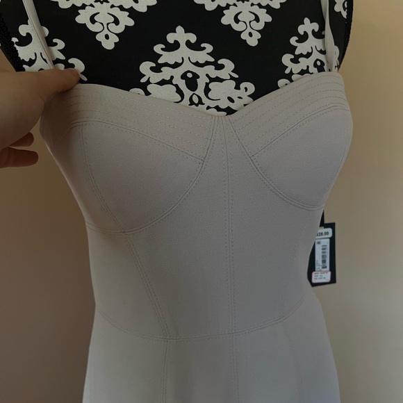 ❌SOLD❌Vera wang corset tea length dress - Picture 6 of 10